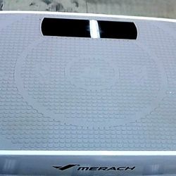 MERACH VIBRATION EXERCISE PLATE 