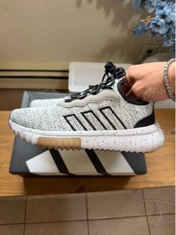 Adidas Cloudfoam Sneakers  Size 7W/5.5M