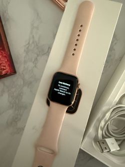 Apple Watch Series 5 Gold Aluminum