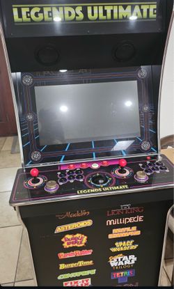 LEGENDS ULTIMATE arcade machine