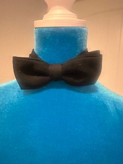 Adjustable Black Men’s Bow Tie | Pre-Tied Formal Bowtie