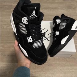 Jordan 4s 