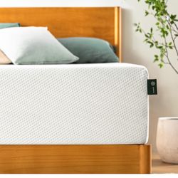 🛏️ King Size Zinus 10" Mattress - Like New Condition