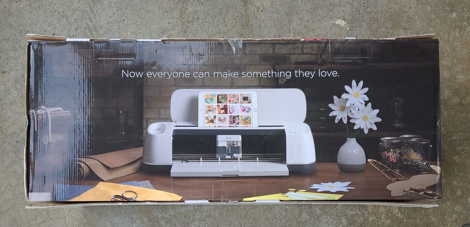 Cricut Maker BRAND NEW!!