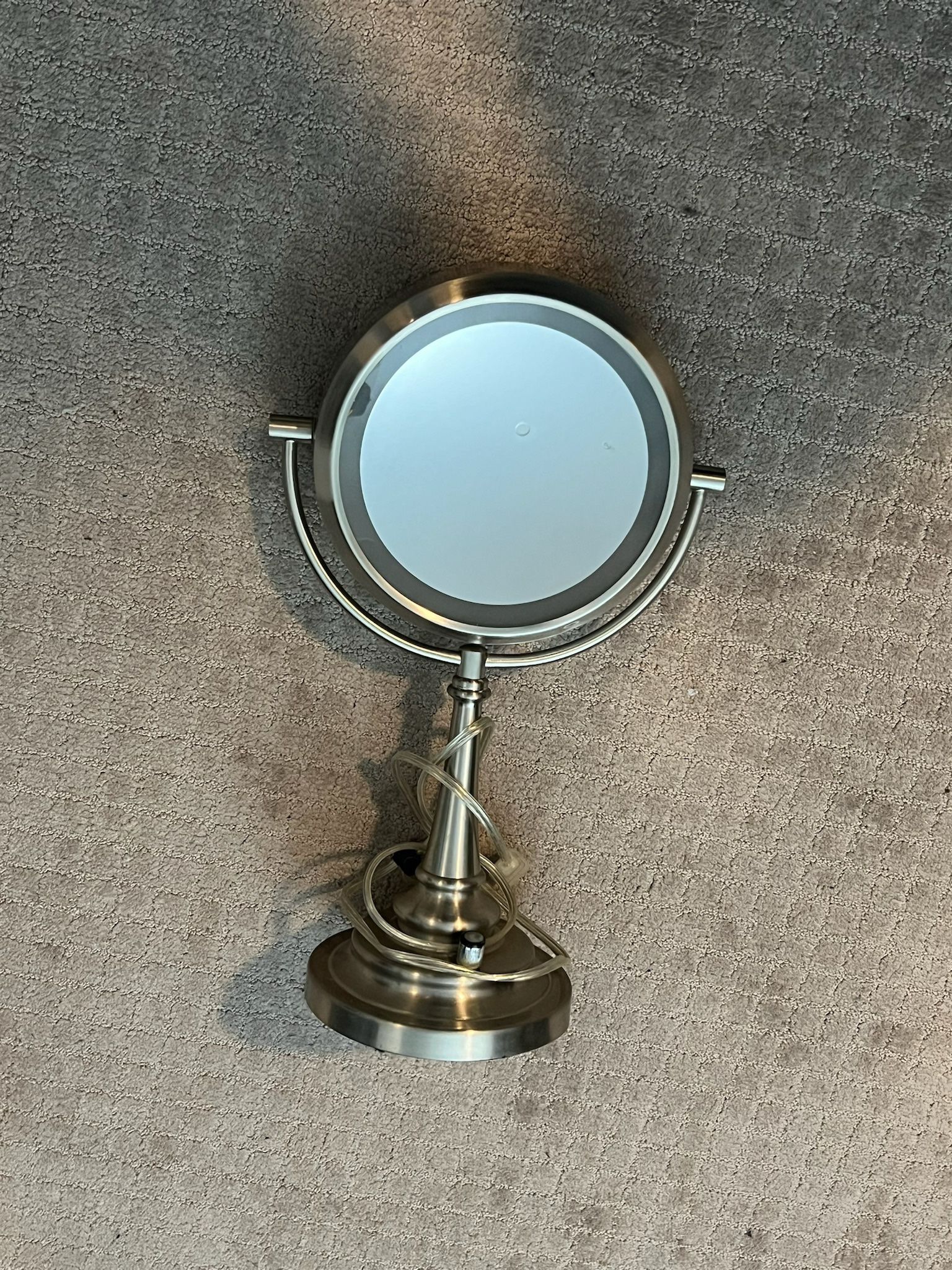 Make up Mirror With Light 