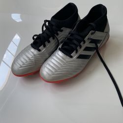 Adidas Soccer cleats. Size 5.5