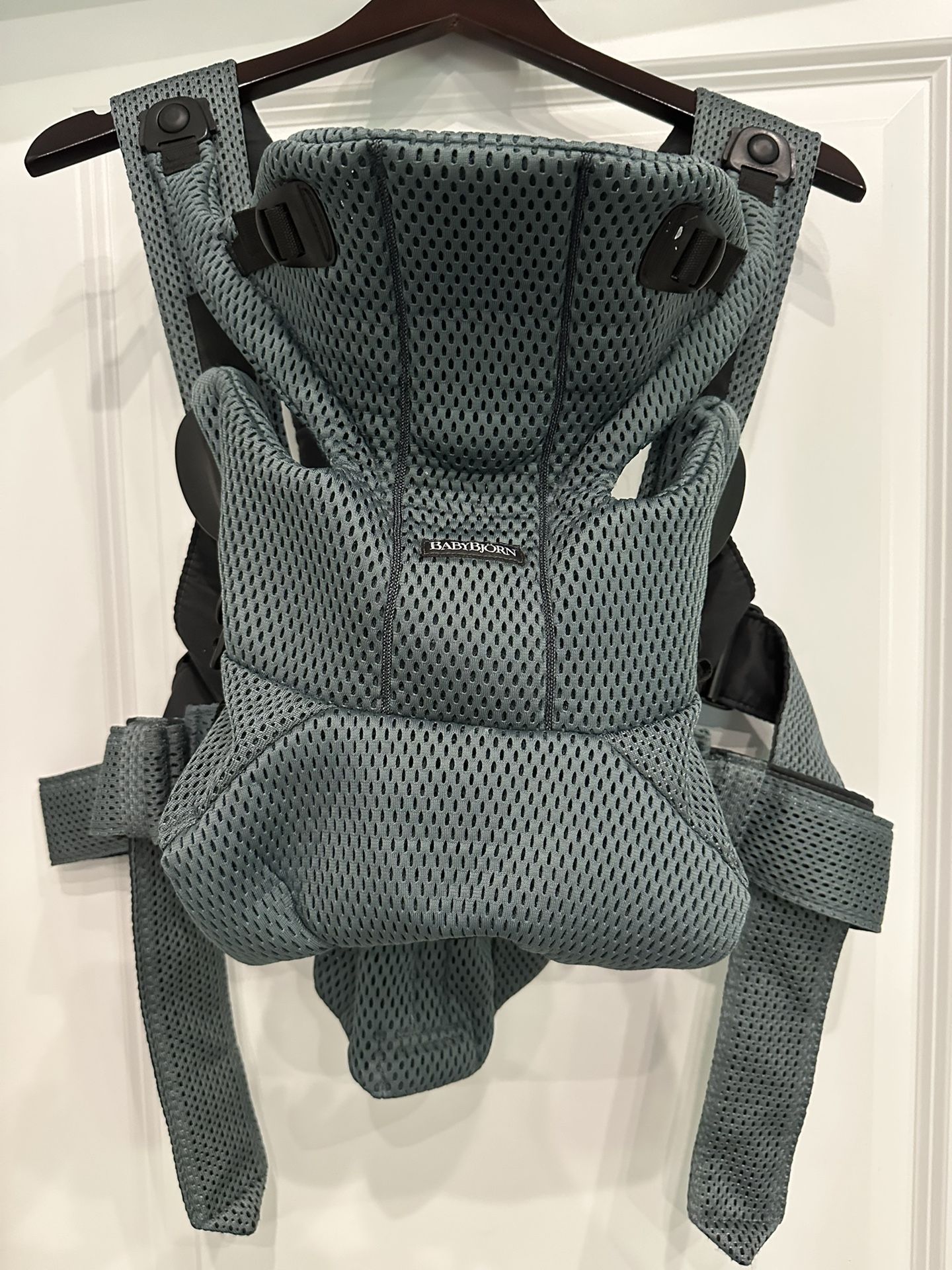 Baby Bjorn Mesh Carrier