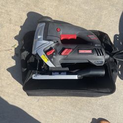 CRAFTSMAN 6 Amp 2-in-1 Jig Saw Like New Only Used Twice. 