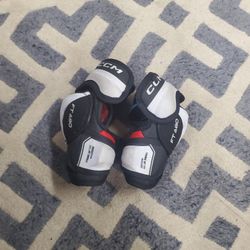 CCM Elbow Pads