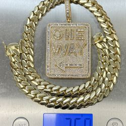 * Diamonds: VVS Simulated Diamonds (CZ+) * PVD 14K Gold Plating (5 Layers) 💥💥