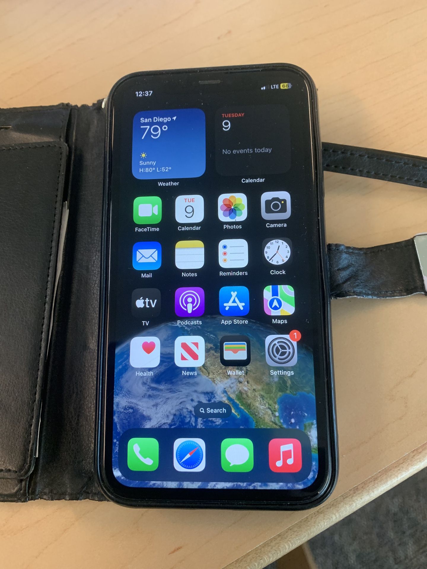 iPhone 11 UnLocked $188