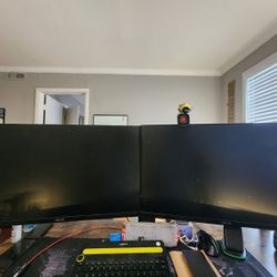 Dual Monitor Setup With Mount