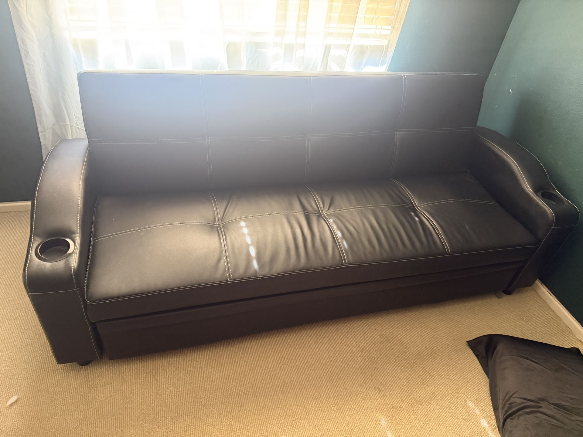 Black Futon With Trundle