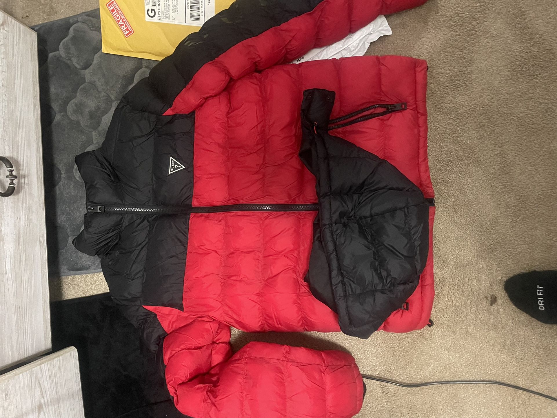 Guess Puffer Coat Bubble Coat