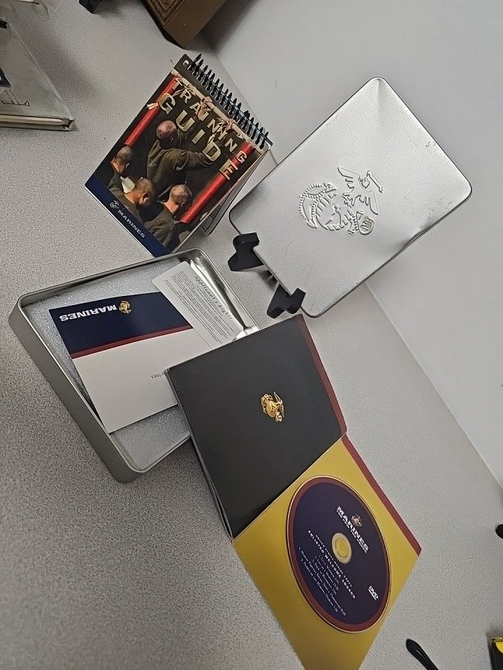 USMC Marine Corps Training Kit DVD Guide Booklet Tin - Welcome Aboard