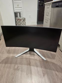 Used - Dell Alienware 34" Curved Gaming Monitor - AW3420DW