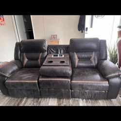 Matching Reclining Couch & Love Seat