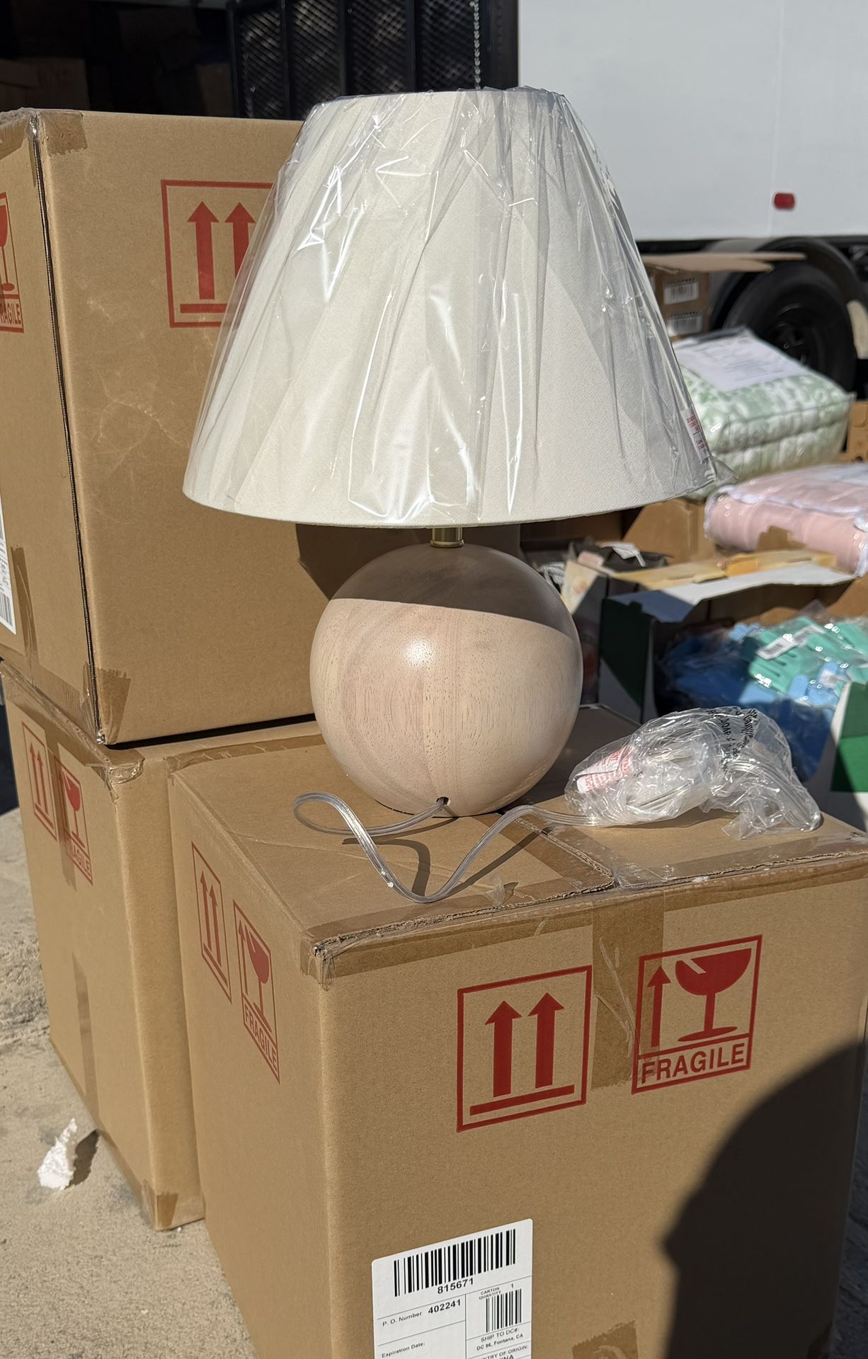 Clover Wooden Base Table Lamp