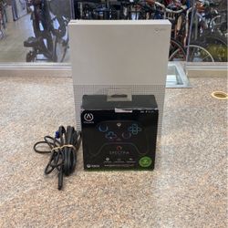 Microsoft Xbox One S Console 1 Tv W/ Brand New Controller 