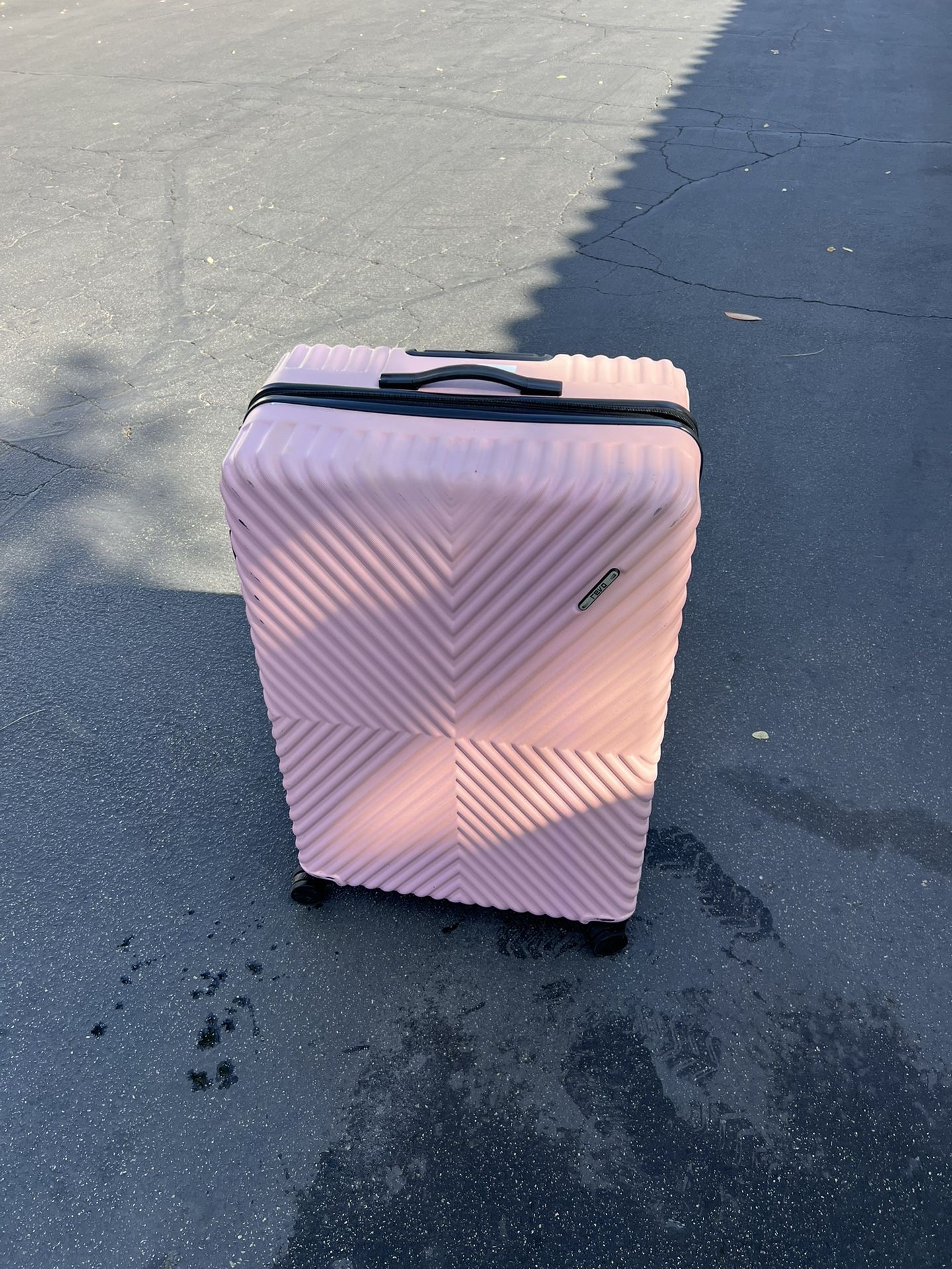 Revo 4 Wheel Travel Bag