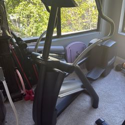 Precor EFX 546 Elliptical 