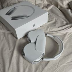 AirPods Max
