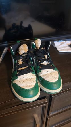 Air Jordan 1 Green White Sneakers