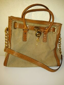 Michael kors purse