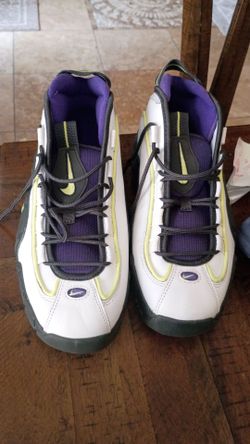 Never worn Penny Hardaway Nikes