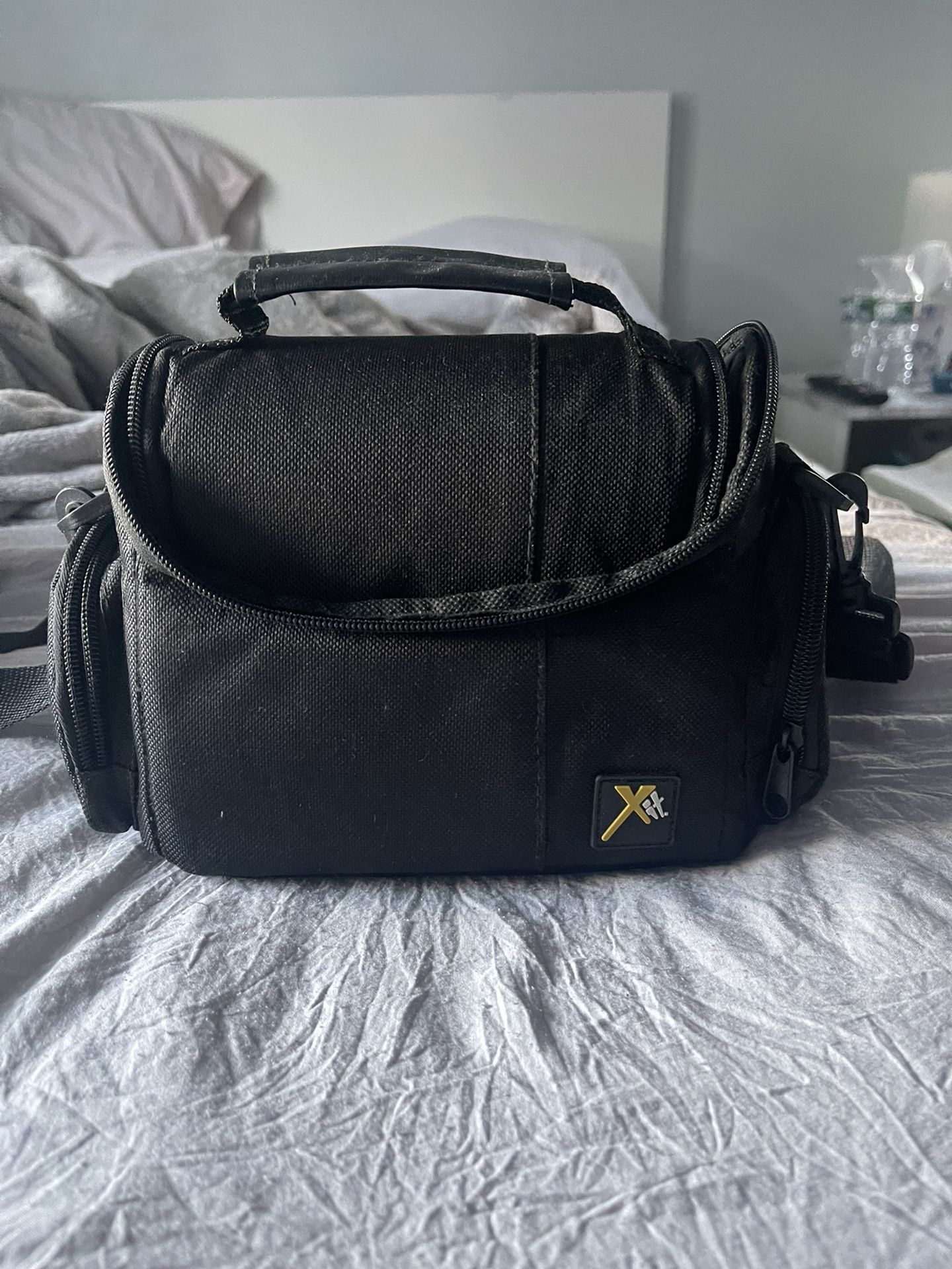 Camera Case (mirror Less Or DSLR)