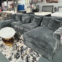 Brand New// Gray 4-Piece Double Chaise Sectional,Seccional,Couch//Delivery Available,  Financing Options 