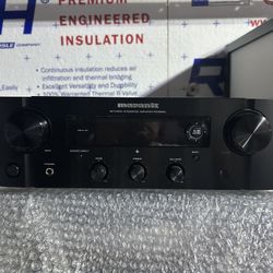 Marantz Pm7000N Amp