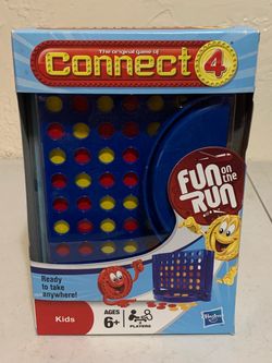 Hasbro Connect 4 Fun on the Run Travel Game NEW