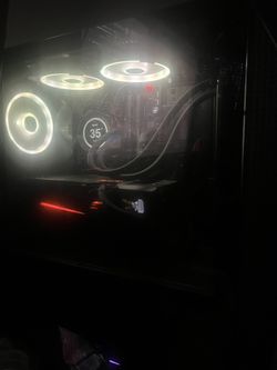 Gaming PC And 4k Samsung Monitor