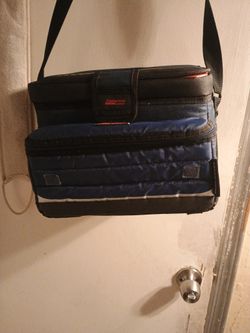 Artic Zone Lunch Cooler