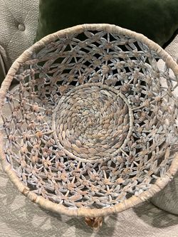 Beautiful white washed rattan basket/bowl