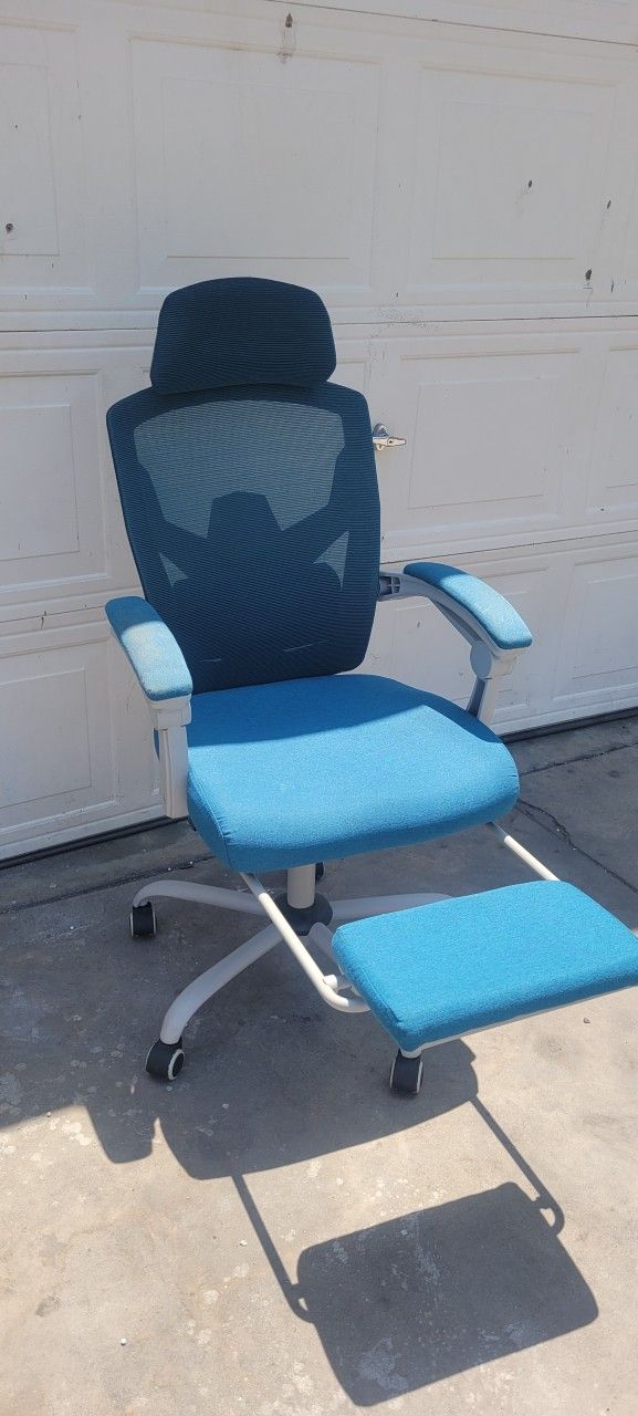 Silla De Oficina Ergonómica/ Ergonómic Chair