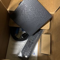 NEW Comcast Xfinity Xi6-T Flex TV Streaming Box 4K with "VOICE" Remote 