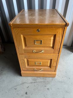 Wood filling cabinet