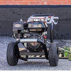 New Simpson 3300 PSI Pressure Washer