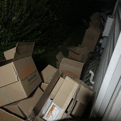 Free Boxes