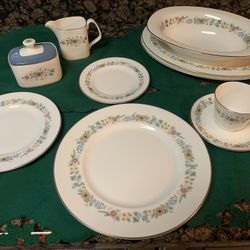 ENGLISH FINE BONE CHINA, PASTORALE, COPYRIGHT DOULTON & CO. LIMITED,