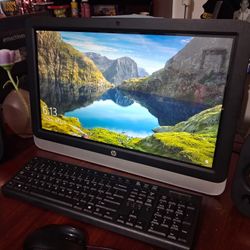 HP All-in-One 22-3110 Desktop Touchscreen