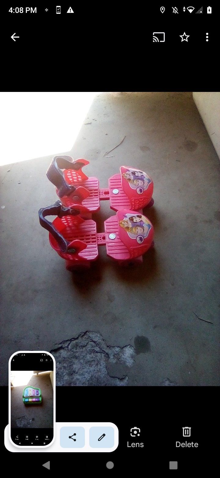 Cinderella Roller Skates
