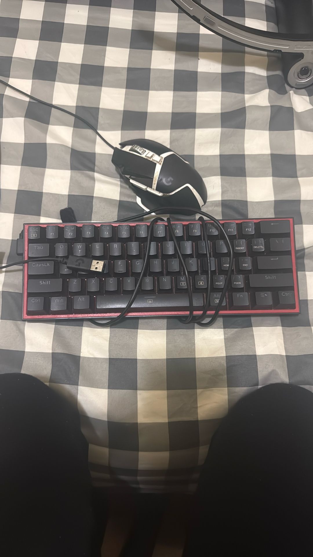 Red Dragon Keyboard Logitech Mouse