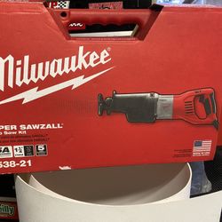 MILWAUKEE  CORDED 15A  SUPER SAWZALL  #6538-21  NEW  