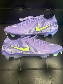 Nike Elite soccer boots sz 11.5 brand new
