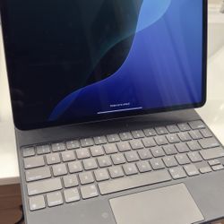 iPad Pro 12.9”