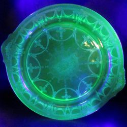 Vintage 1930’s Depression Glass Serving Plate