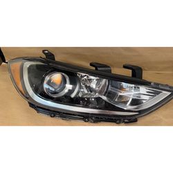 2017-2018 Hyundai Elantra Right Passenger Halogen Headlight OEM 92102-F3#12